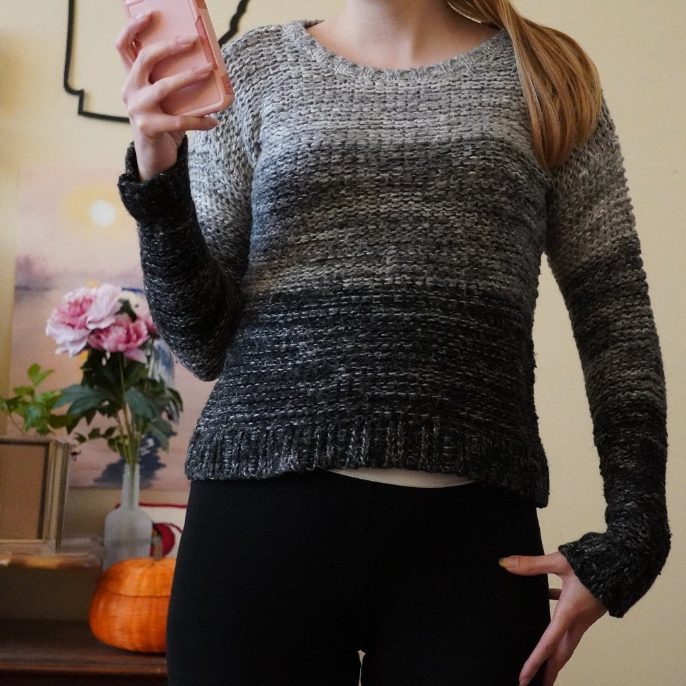 Slightly Cropped Boxy Chunky Knit Sweater